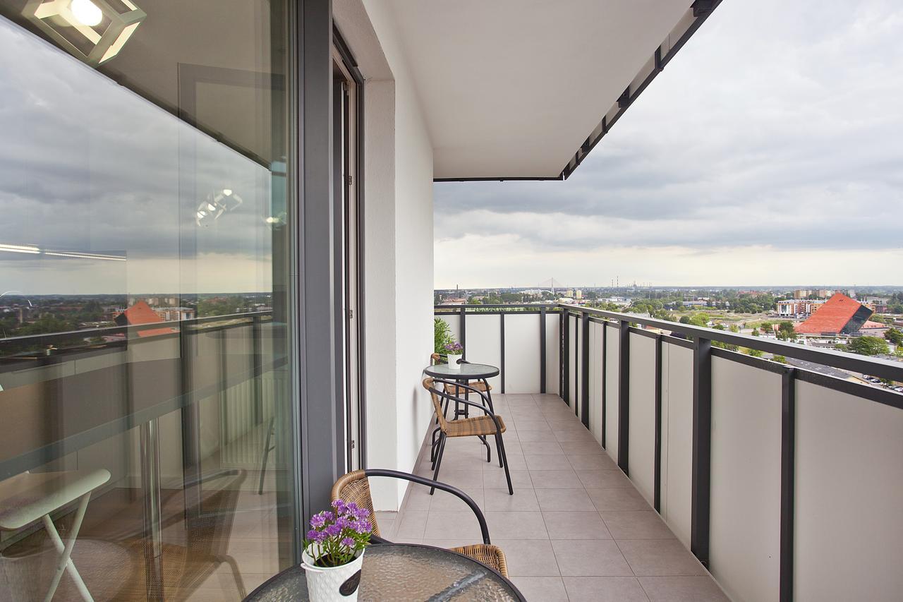 Ms Apartments Sky Tower VII Гданск Екстериор снимка