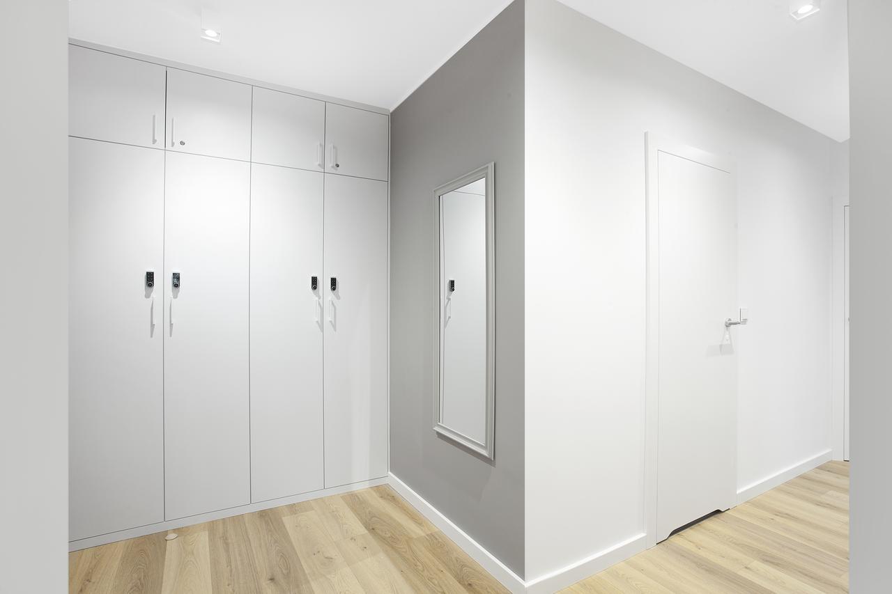 Ms Apartments Sky Tower VII Гданск Екстериор снимка
