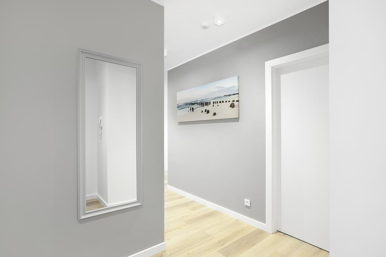 Ms Apartments Sky Tower VII Гданск Екстериор снимка