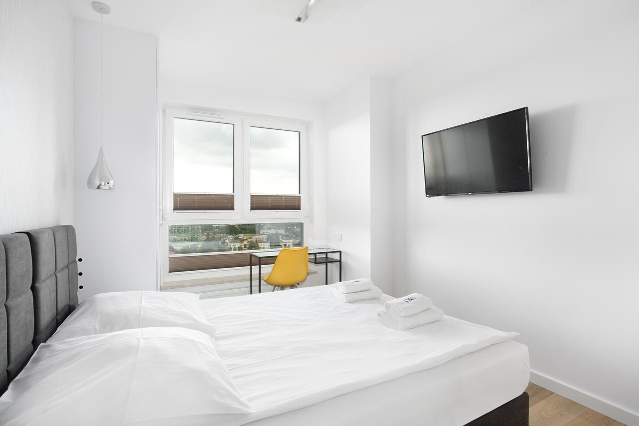 Ms Apartments Sky Tower VII Гданск Екстериор снимка